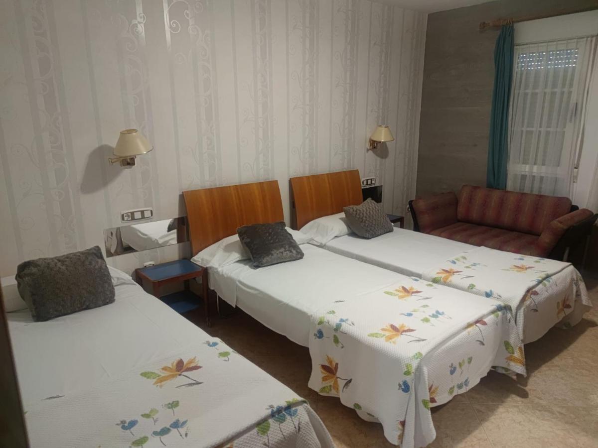 Hostal Burbia Вильяфранка-дель-Бьерсо Экстерьер фото